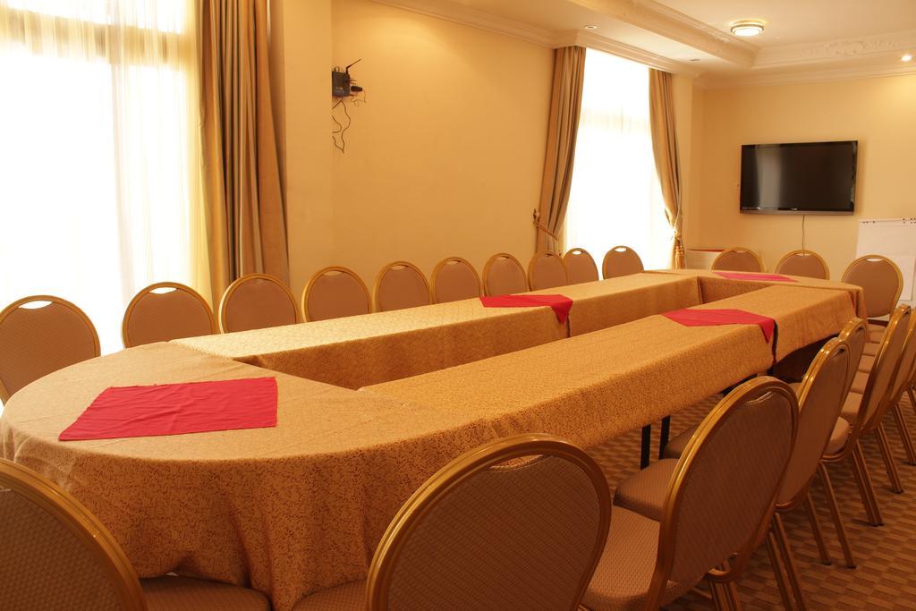 Caravan Hotel Addis Ababa Dış mekan fotoğraf
