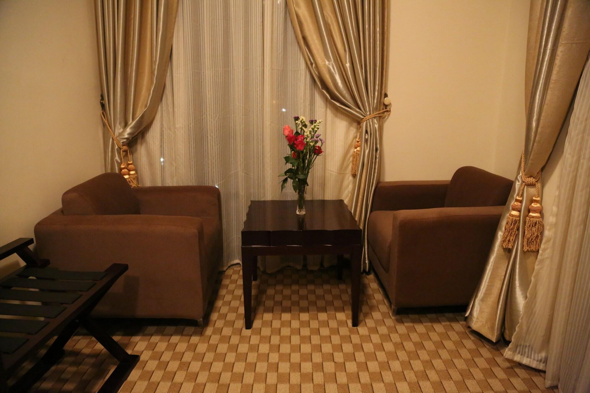 Caravan Hotel Addis Ababa Dış mekan fotoğraf