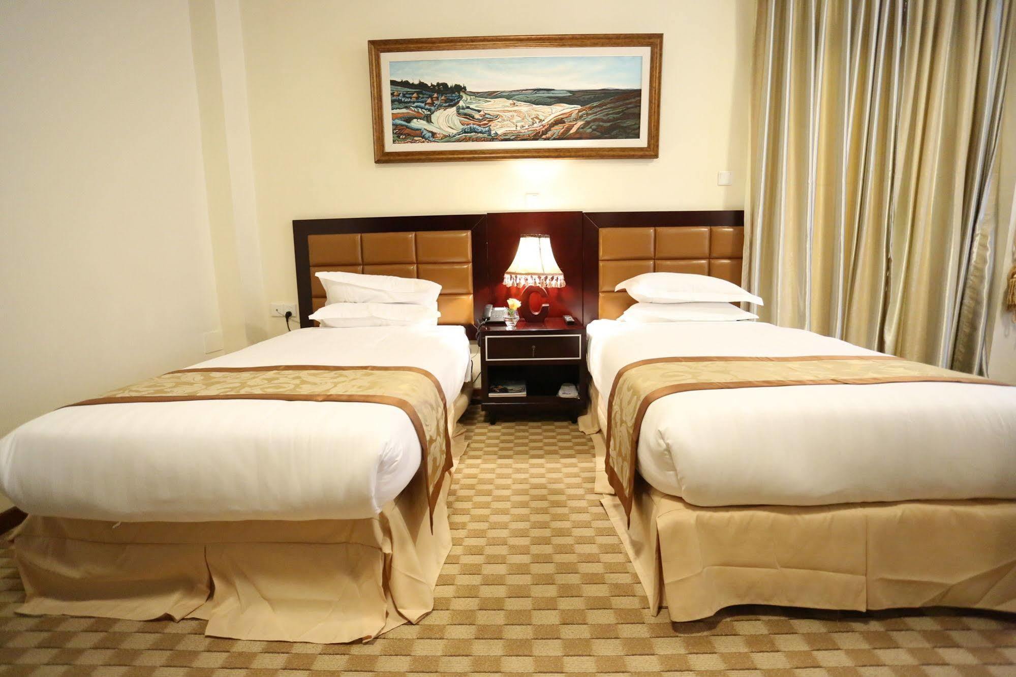 Caravan Hotel Addis Ababa Dış mekan fotoğraf