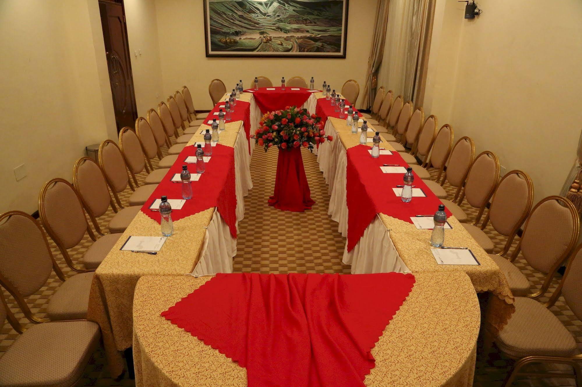 Caravan Hotel Addis Ababa Dış mekan fotoğraf